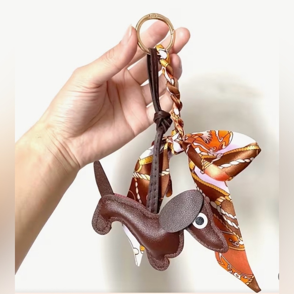 Brown Dachshund  Dog Keychain with Scarf NWT
